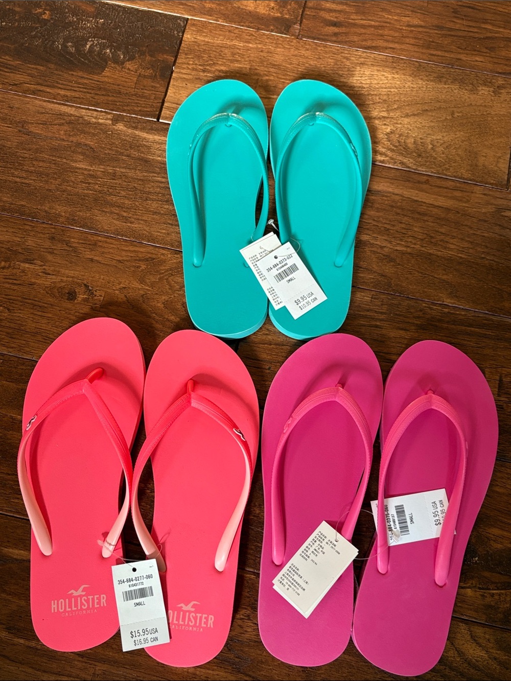 Hollister Flip Flop Bundle - NWT Size Small 7/8